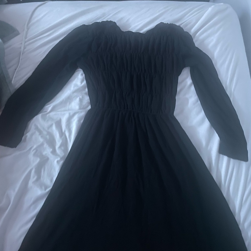 Lilou black long sleeve dress